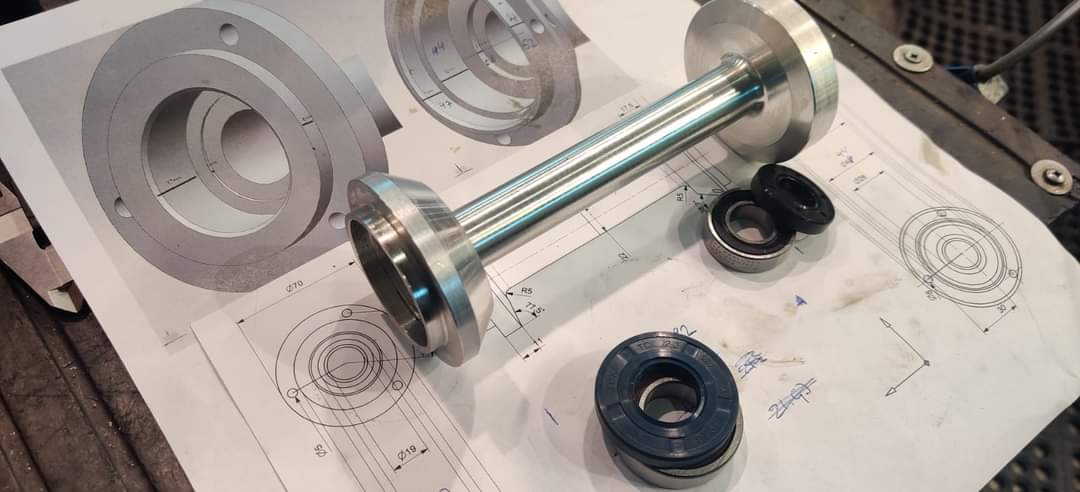 Koneistettu osa piirustuksella